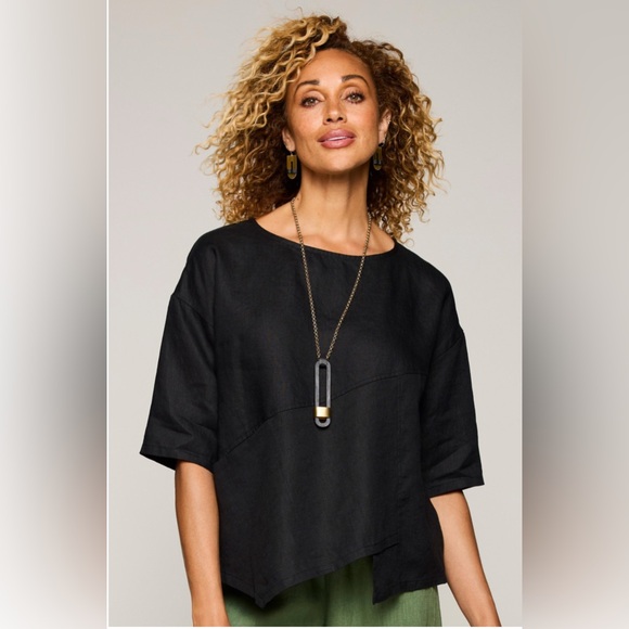 Chalet Tops - NWT Chalet et Cici Black Linen Elysia Top - Size Small